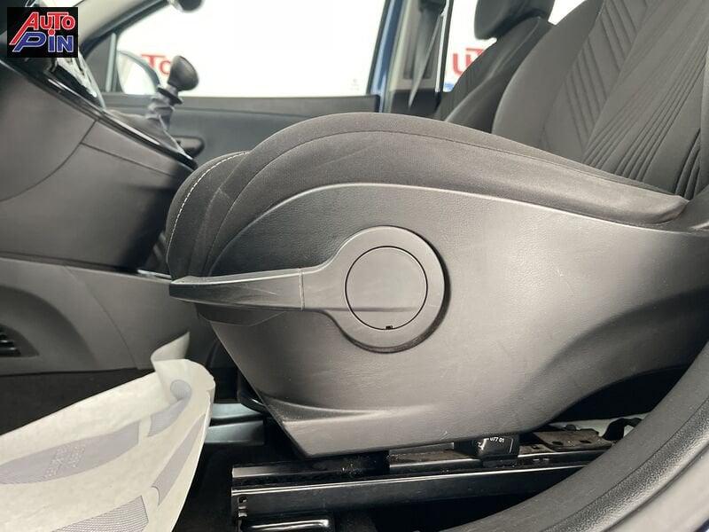 Lancia Ypsilon 1.0 FireFly 5 porte S&S Hybrid Gold