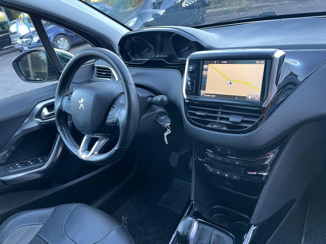 Peugeot 2008 BlueHDi 100 Allure-km192000-