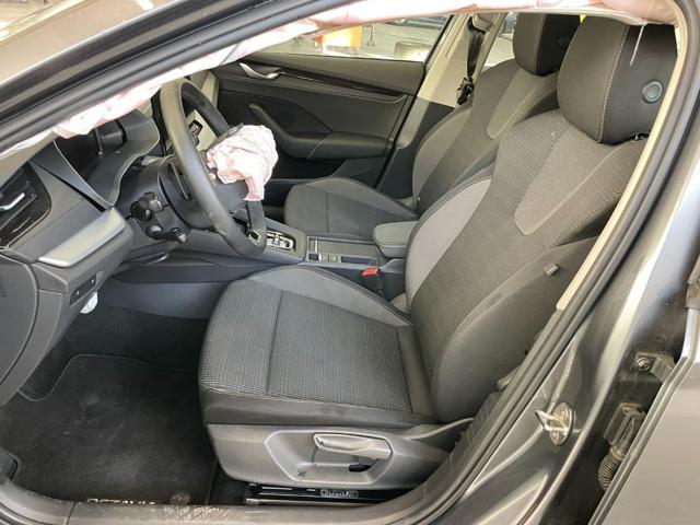 SKODA Octavia 2.0 TDI 150CV DSG WAGON STYLE
