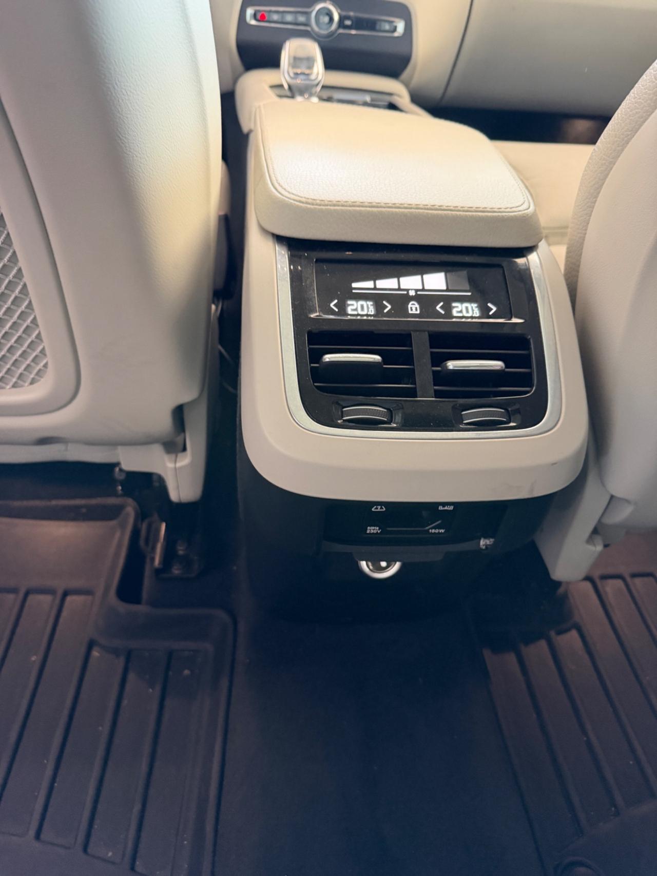 Volvo XC 90 XC90 B5 (d) AWD Geartronic Inscription