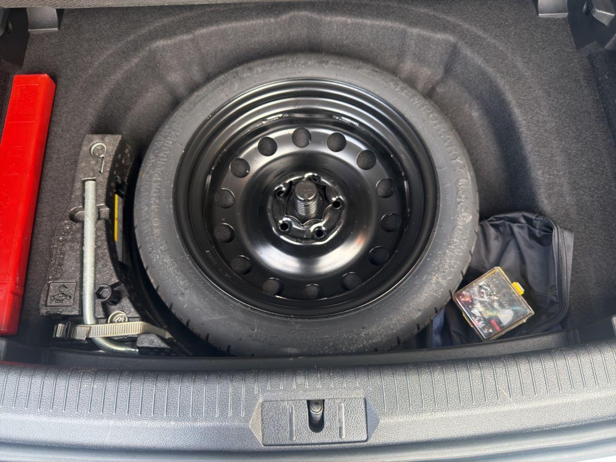 VOLKSWAGEN - Golf - 1.6 TDI 105cv 5p. Highline BlueMotion Technology