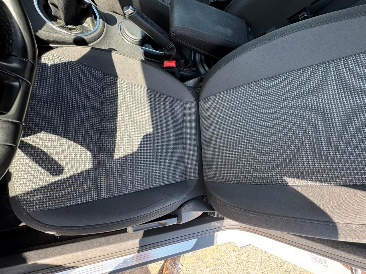 Volkswagen Maggiolino 1.6 TDI Design
