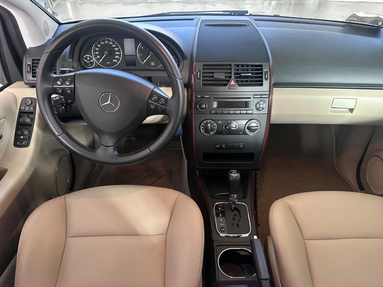 Mercedes-benz A 160 BlueEFFICIENCY Elegance