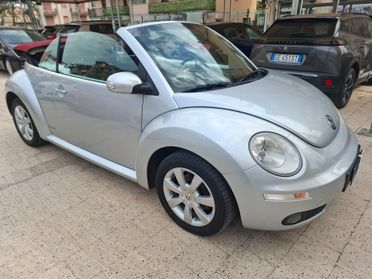 Volkswagen New Beetle Cabriolet - 1.4-16V Highline