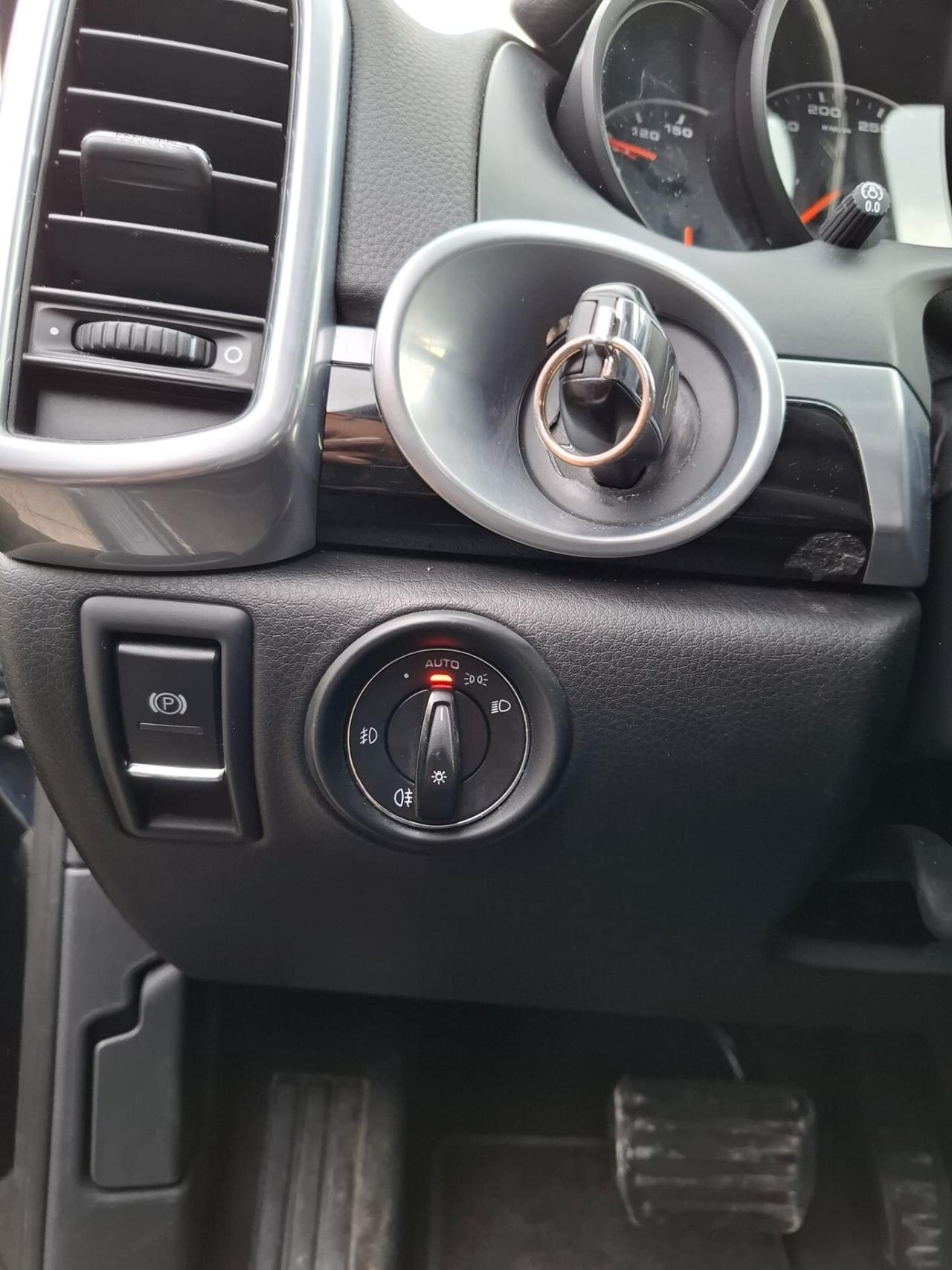 Porsche Cayenne 3.0 D 245cv 8 Marce Gancio Traino 3500kg