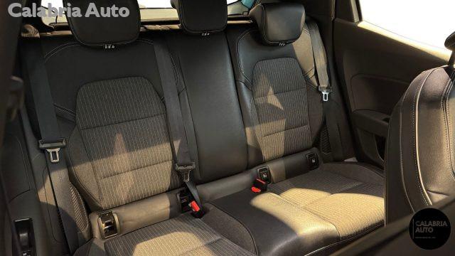 RENAULT Clio Full Hybrid E-Tech 140 CV 5 porte Intens
