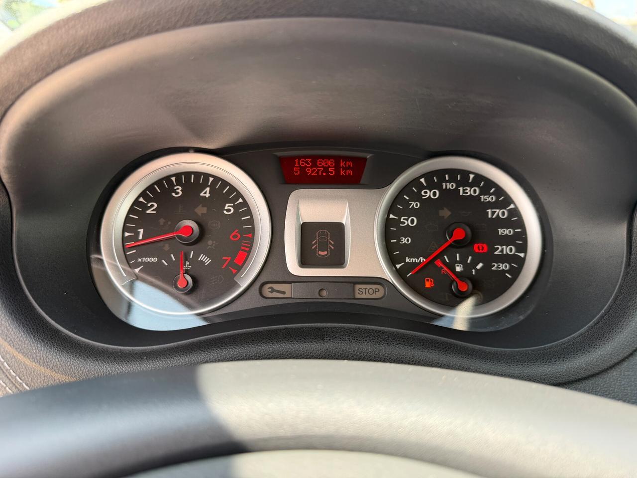 RENAULT CLIO 2010 1.2 BENZINA 101 CV
