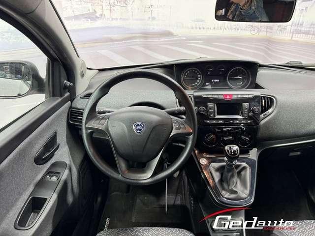 Lancia Ypsilon 1.2 69 CV 5 porte GPL Ecochic Elefantino Blu