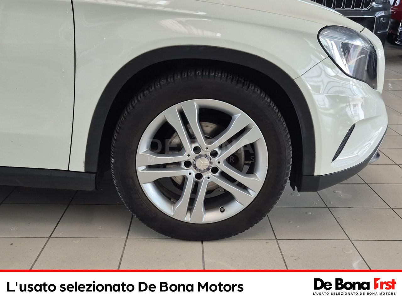 Mercedes GLA 200 d (cdi) executive 4matic auto