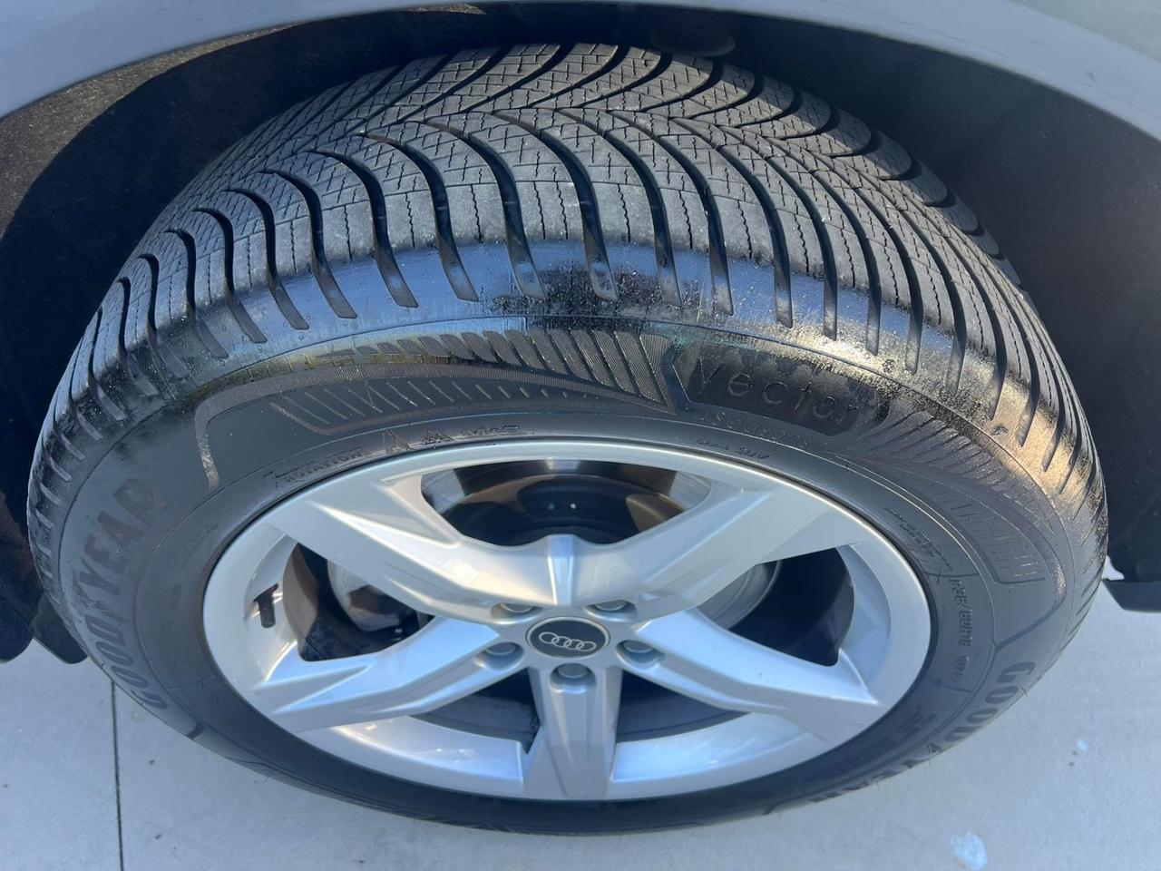 Audi Q5 40 TDI 204 CV quattro S tronic Business Advanced