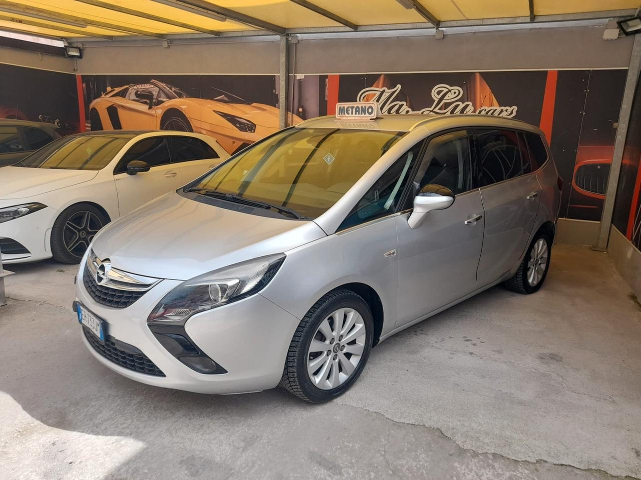 Opel Zafira Tourer 1.6cc metano 12 mesi garanzia-2013