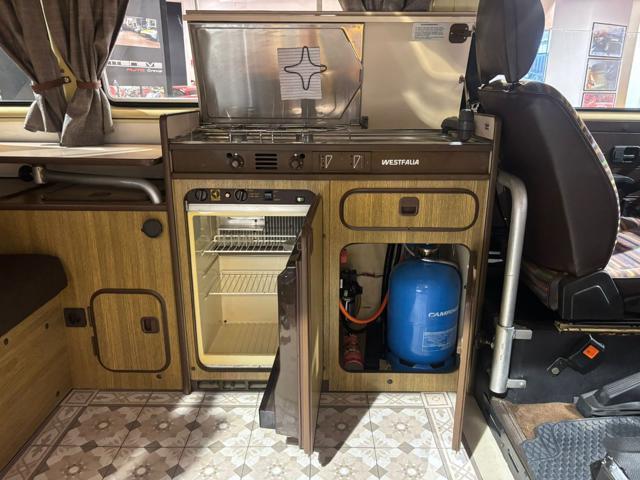VOLKSWAGEN T3 WESTFALIA 2.0 Joker -4 posti letto -Restaurato