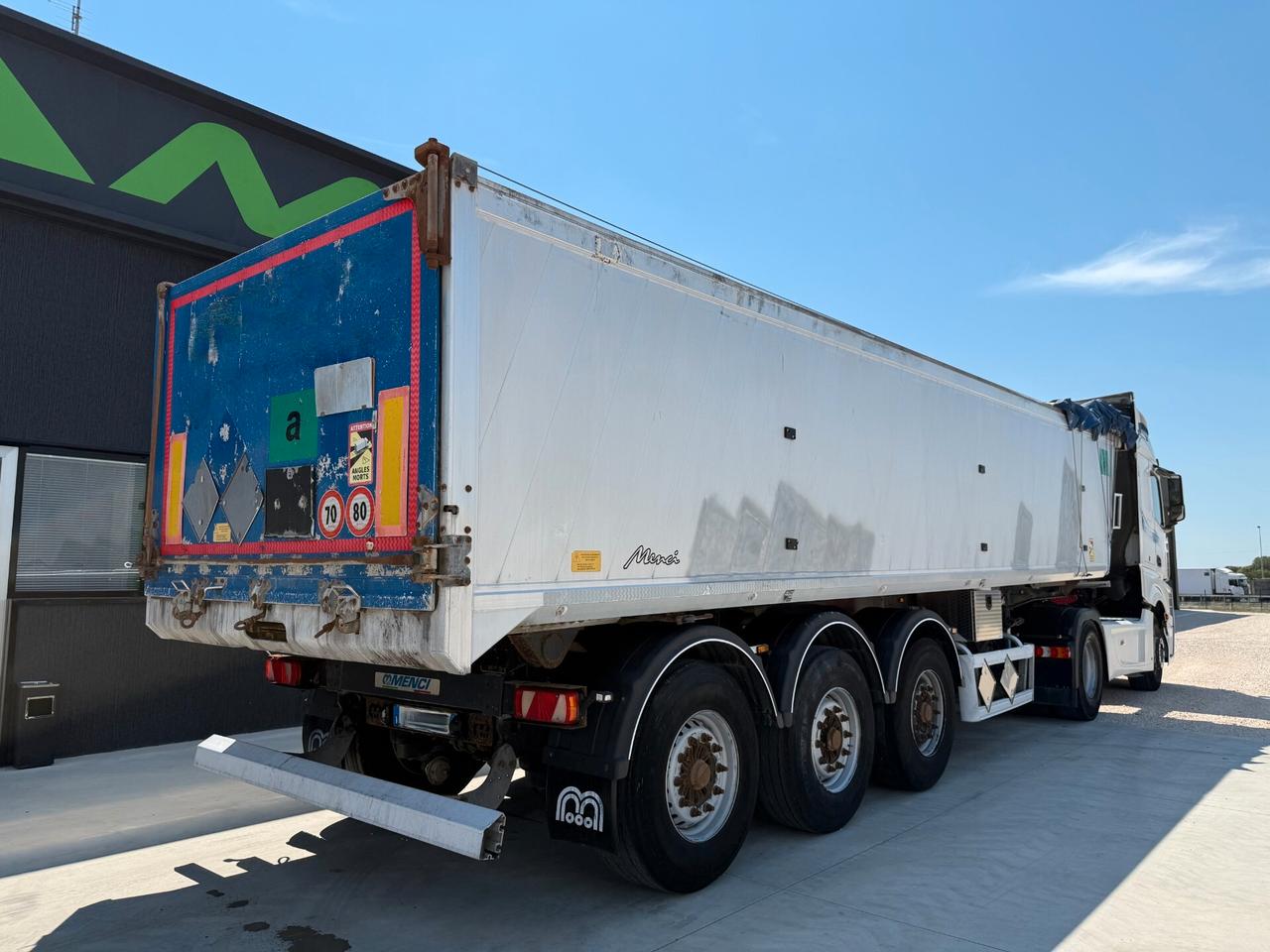 4 UNITA' DISPONIBILI Menci SA850 R ribaltabile 36mc