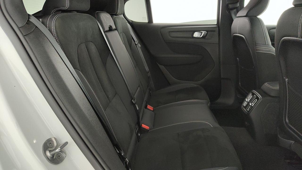 VOLVO C40 twin motor 1st Edition awd