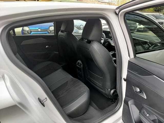 Peugeot 308 Plug-in Hybrid 225 e-EAT8 GT