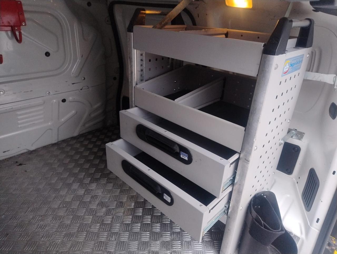 Fiat Fiorino 1.3 Mjet II Adventure 95Cv ALLESTITO