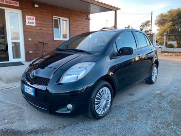 TOYOTA Yaris 1.3 5 porte NEOPAT. GARANTITA
