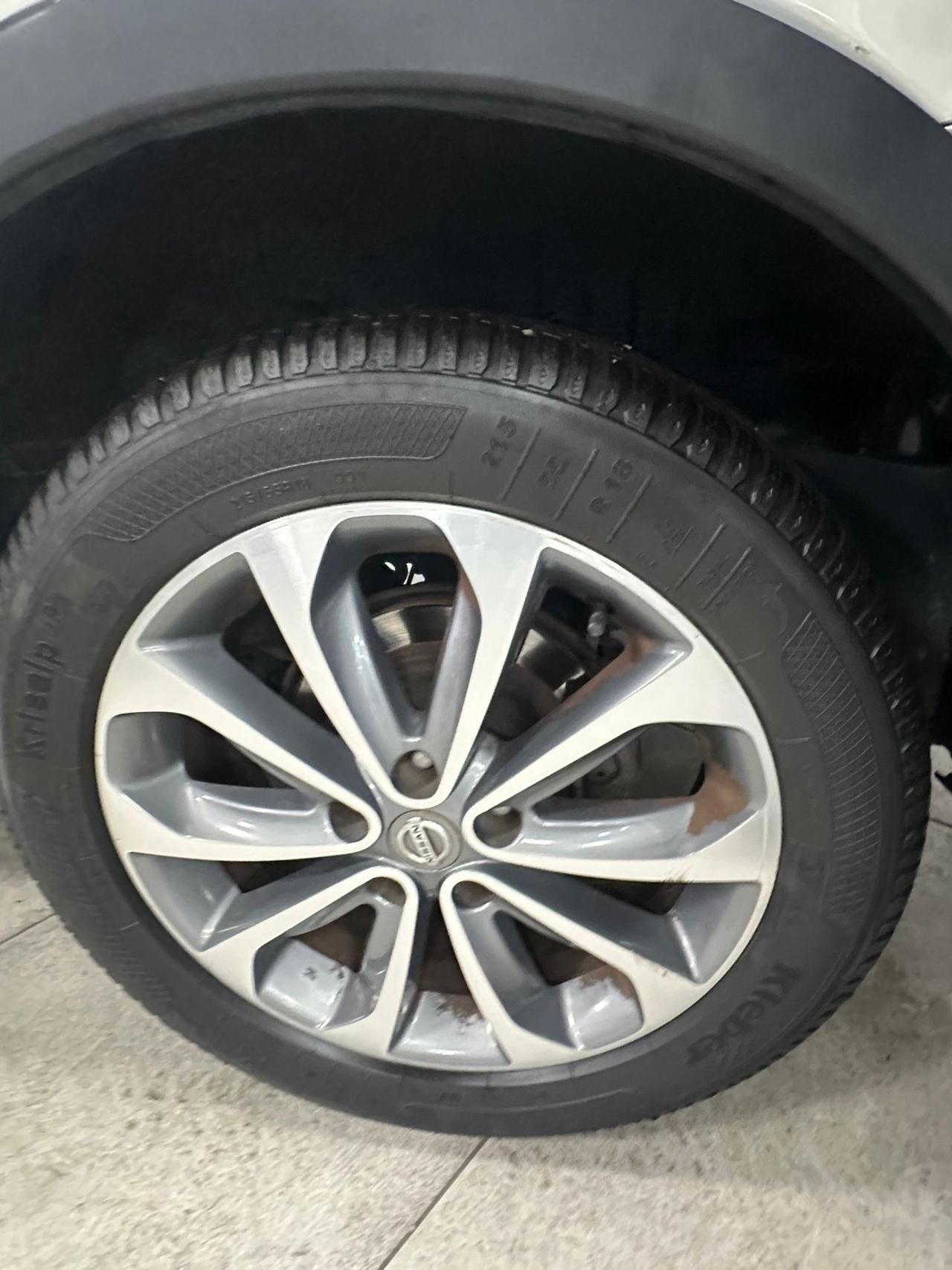 Nissan Qashqai 2.0 dCi DPF 4WD Tekna *Tetto Panoramico