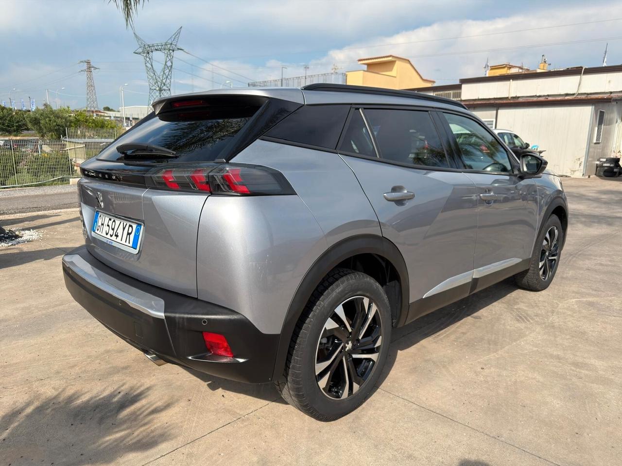 Peugeot 2008 1.5 Hdi 130cv EAT8 Allure 2022 Automatica