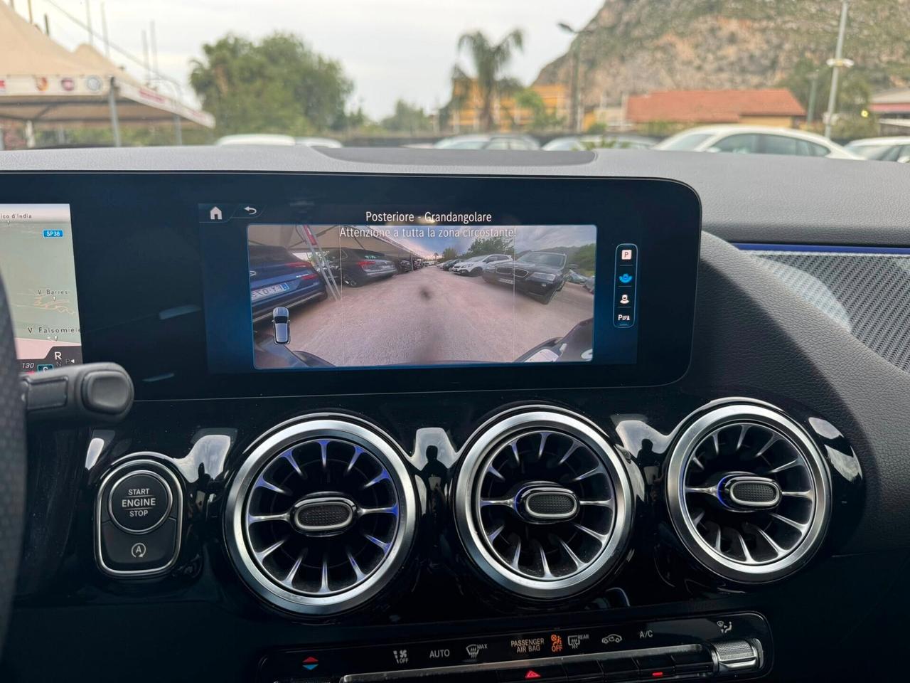 MERCEDES GLA200d PREMIUM PLUS AMG LINE