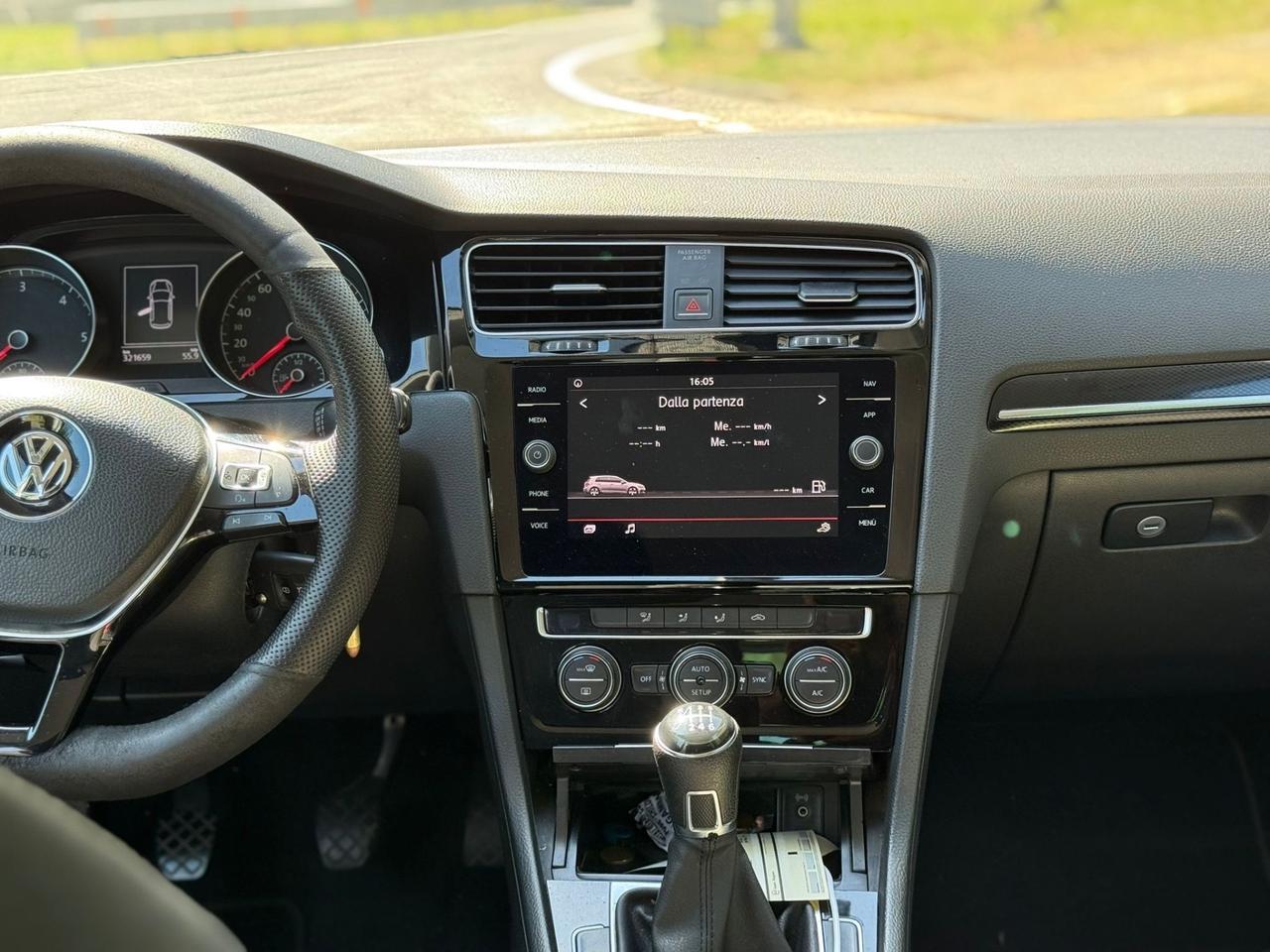 Volkswagen Golf 2.0 TDI 5p. Highline BlueMotion Technology