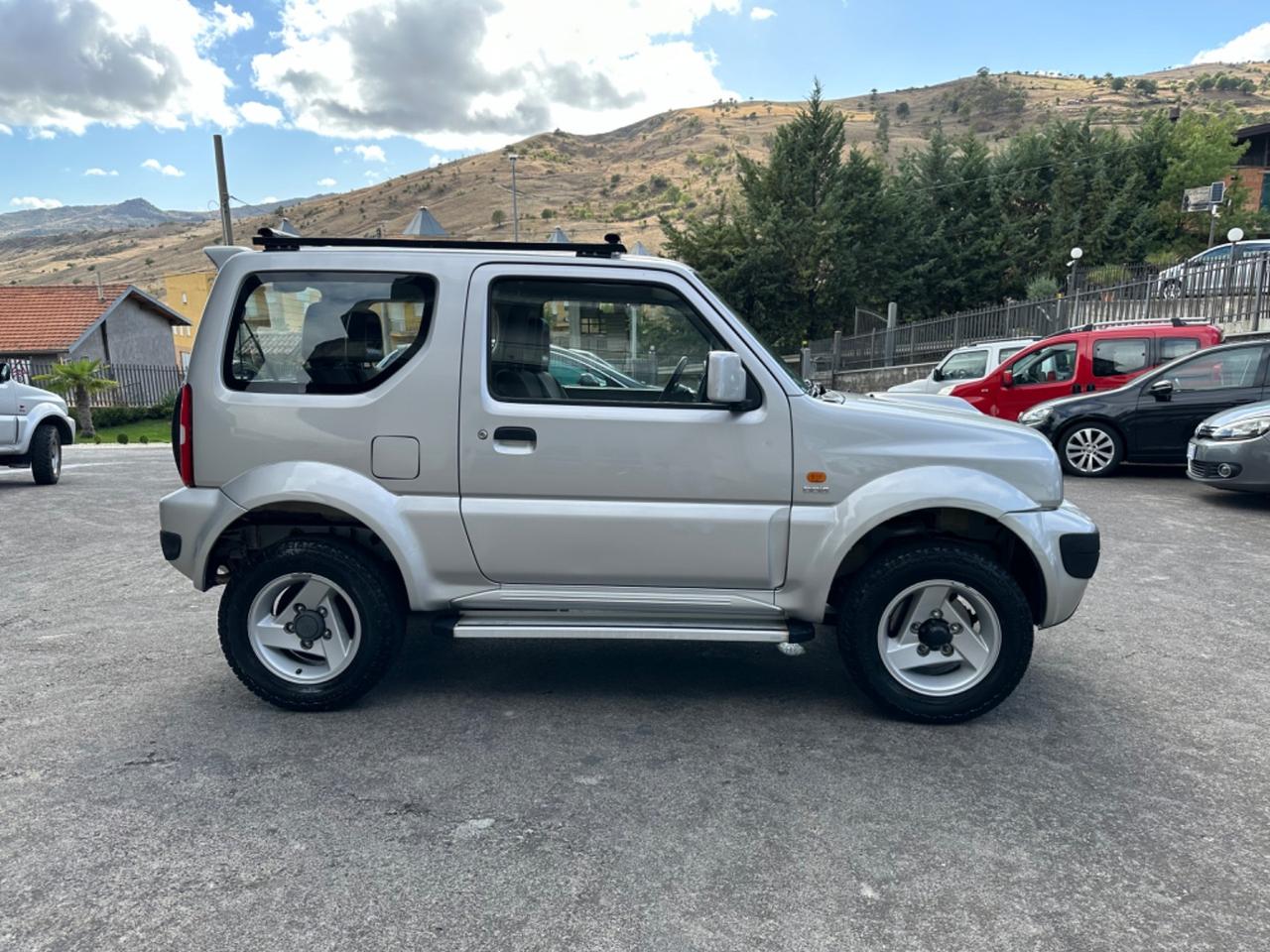 Suzuki Jimny 1.5 DDiS cat 4WD JLX