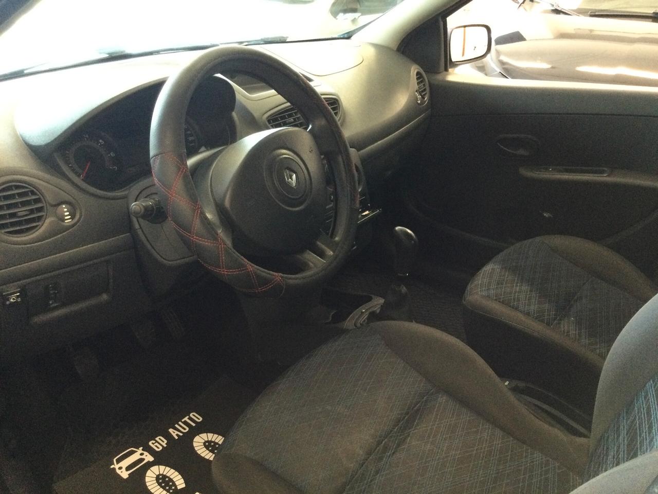 Renault Clio 1.2 16V 5 porte Natural Power