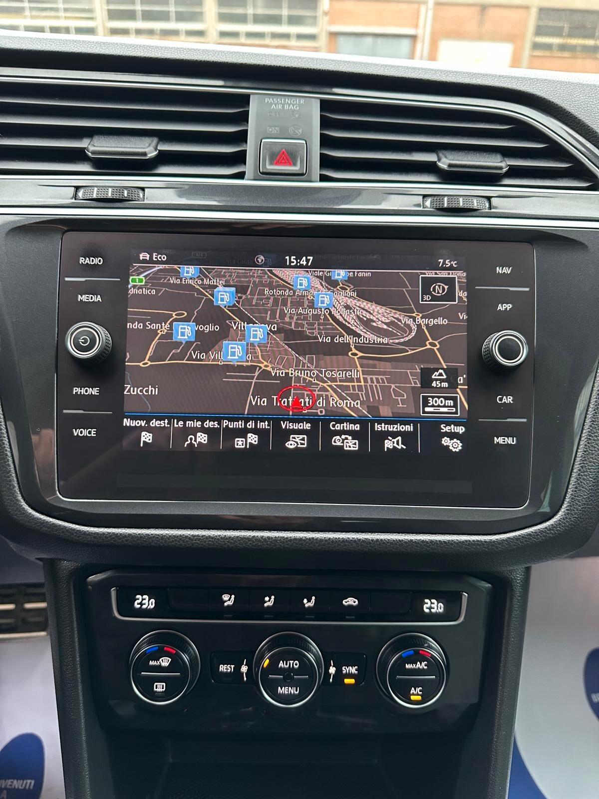 Volkswagen Tiguan 2.0 TDI SCR DSG 4MOTION R-LINE PACK TETTO PANORAMICO ED APRIBILE