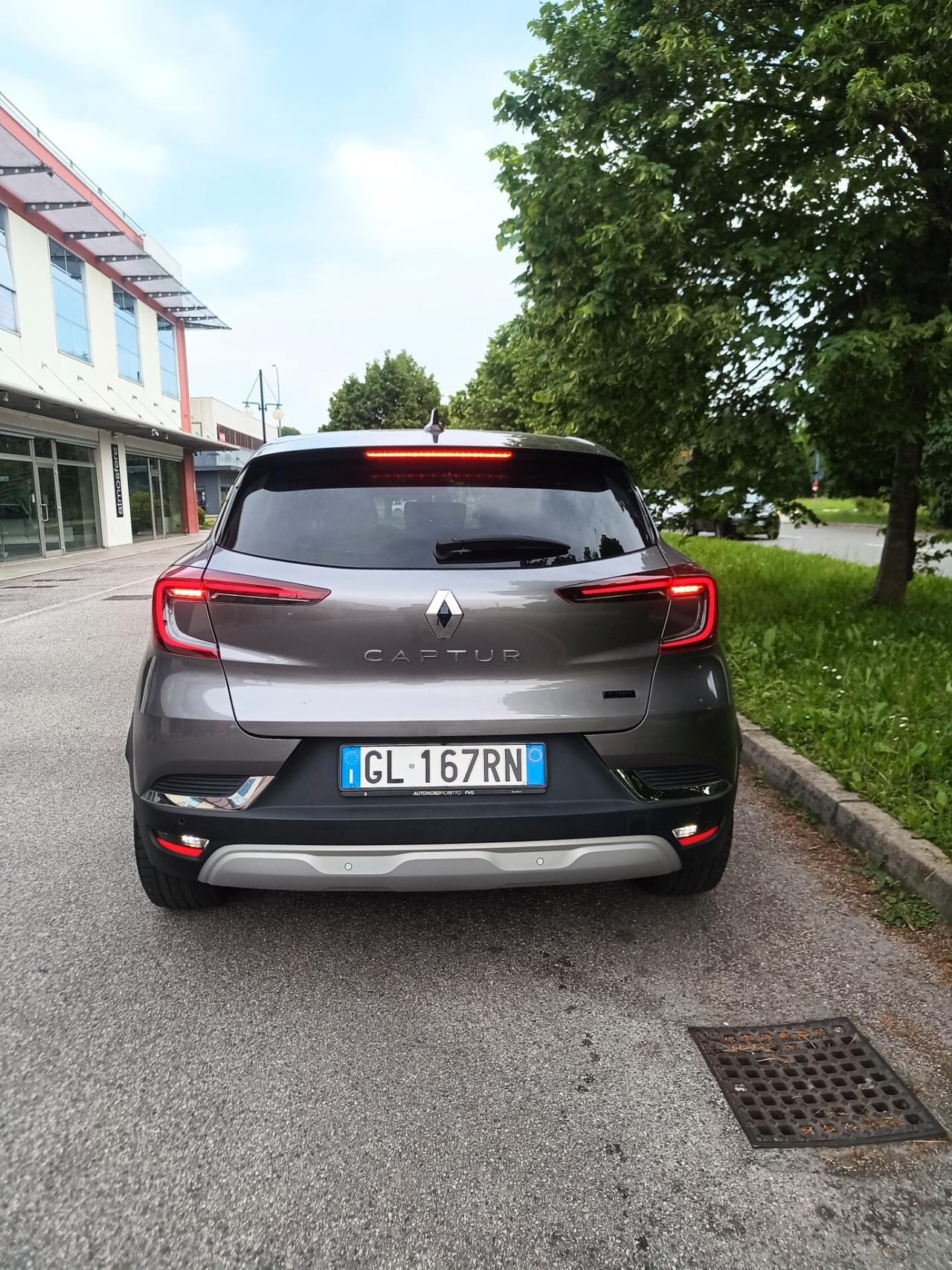 Renault Captur Plug-in Hybrid E-Tech 160 CV Engineered