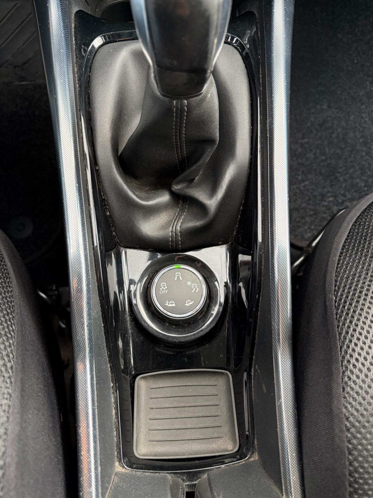 Peugeot 2008 1.6 e-HDi 92 CV Stop&Start