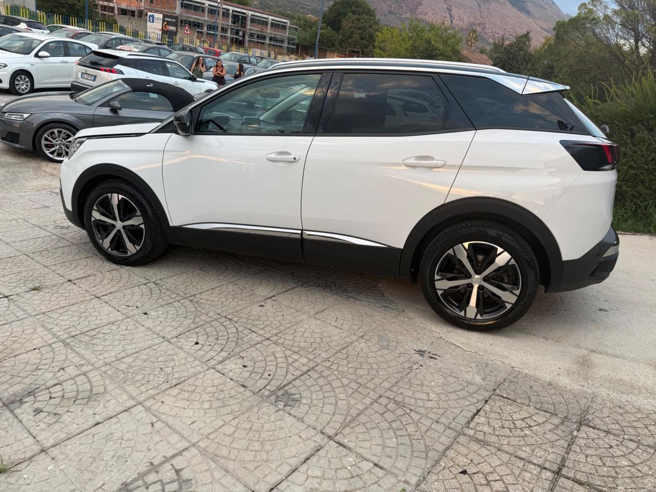 Peugeot 3008 BlueHDi km 90 mila accetto permute e finanziamenti