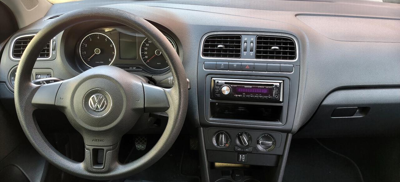 Volkswagen Polo 1.4 5p Highline GPL