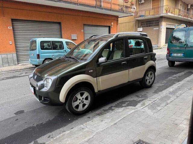 Fiat Panda 1.3 MJT 16V 4x4 Cross