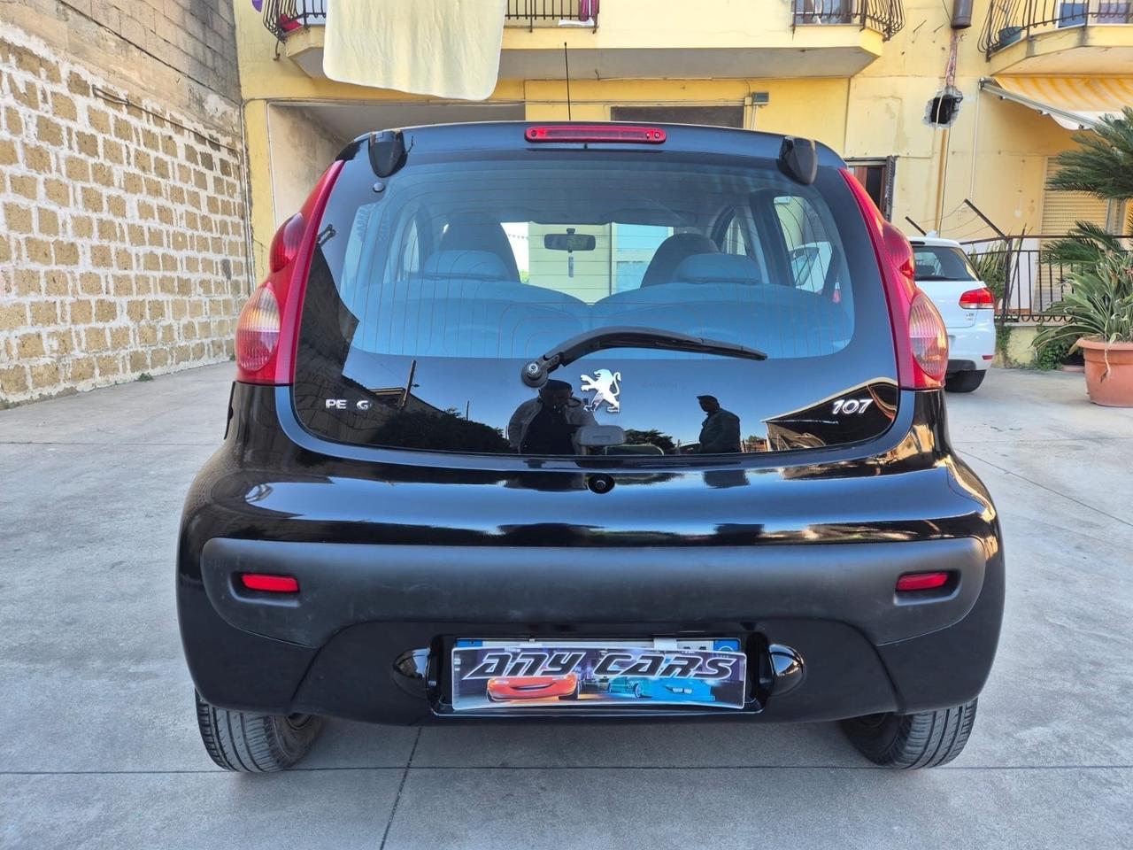 Peugeot 107 1.4 HDi 5p. Pronta consegna