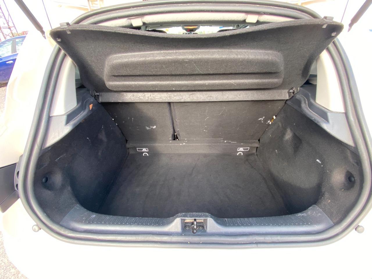 RENAULT Clio 1.2 Benzina 75cv NEOPAT. GARANTITA