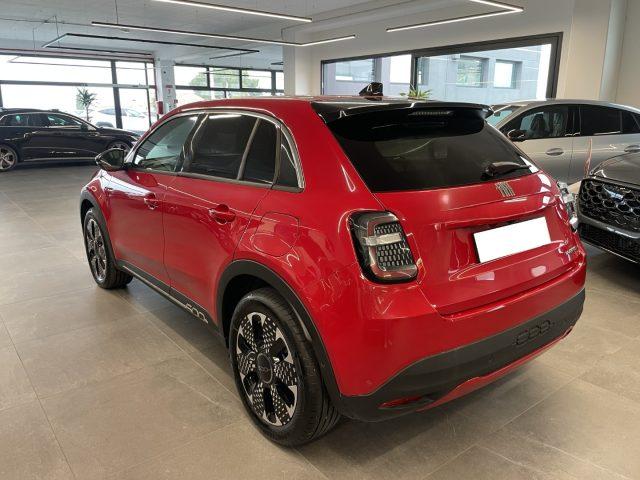 FIAT 600 1.2 Hybrid 110 CV DCT MHEV La Prima