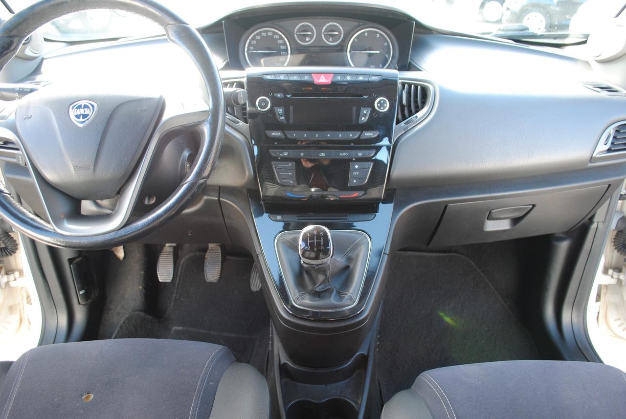 LANCIA YPSILON 1.3 MJT 95 CV OK NEOPATENTATI