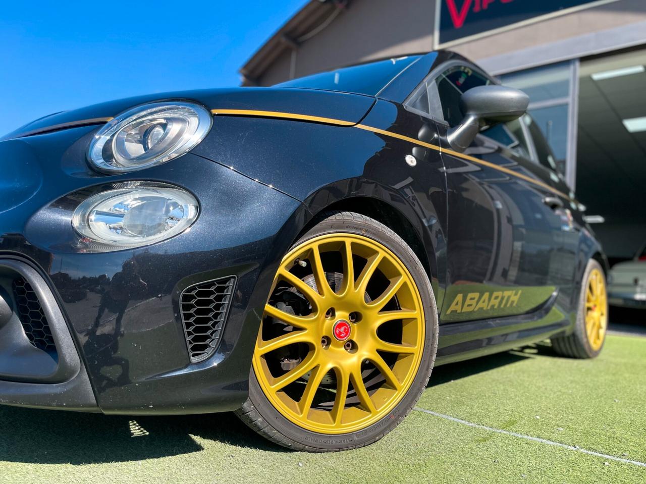 Abarth 595 1.4 Turbo T-Jet 165 CV Scorpioneoro