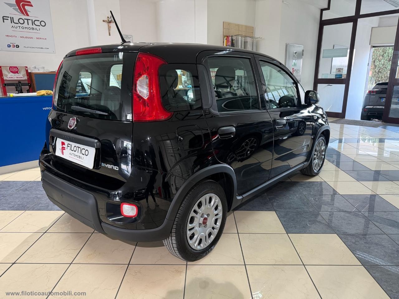 FIAT Panda 1.0 FireFly S&S Hybrid SENSORI DI PARCHEGGIO - 5 POSTO