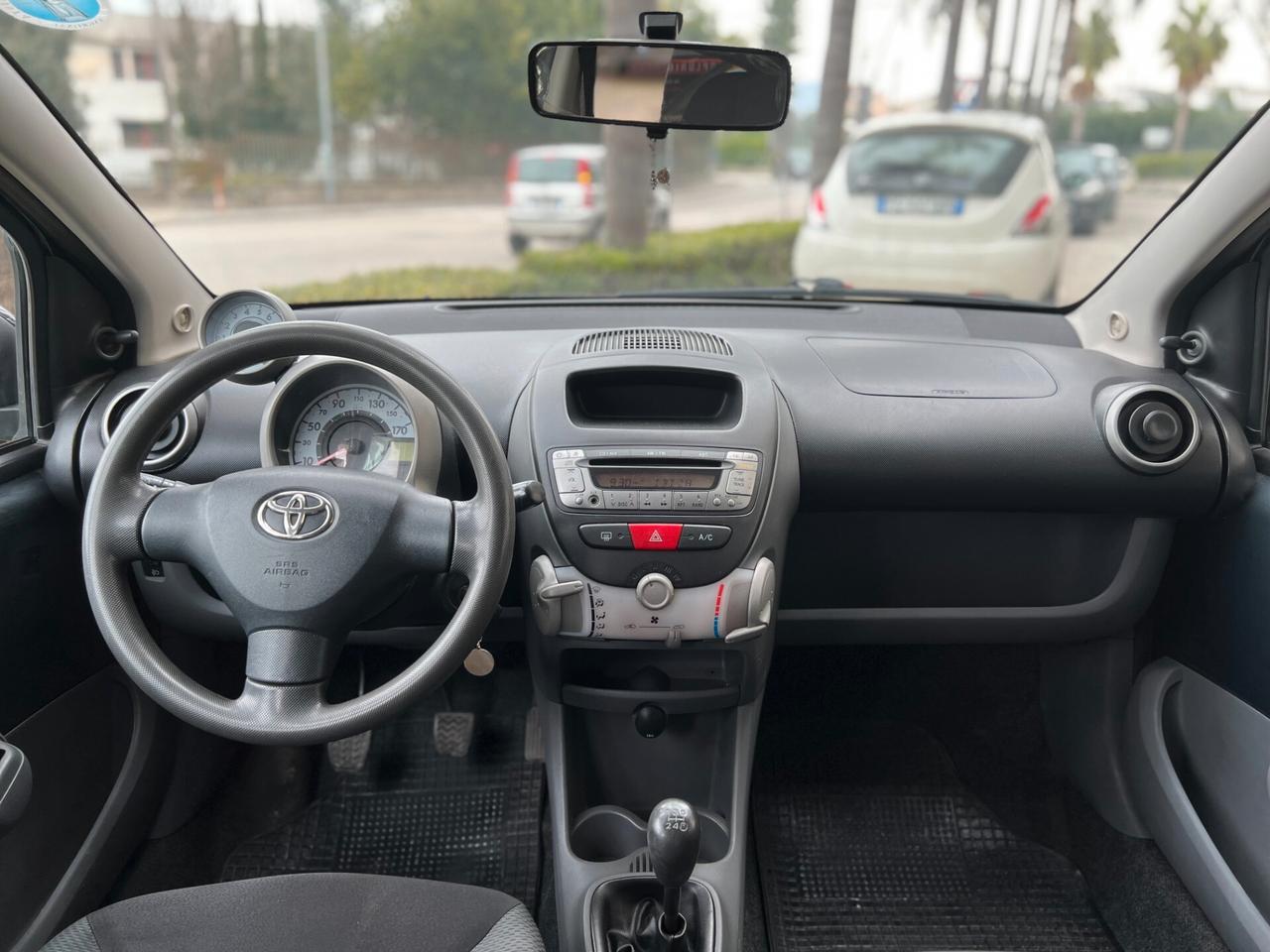 Toyota Aygo 1.0 12V VVT-i 5 porte