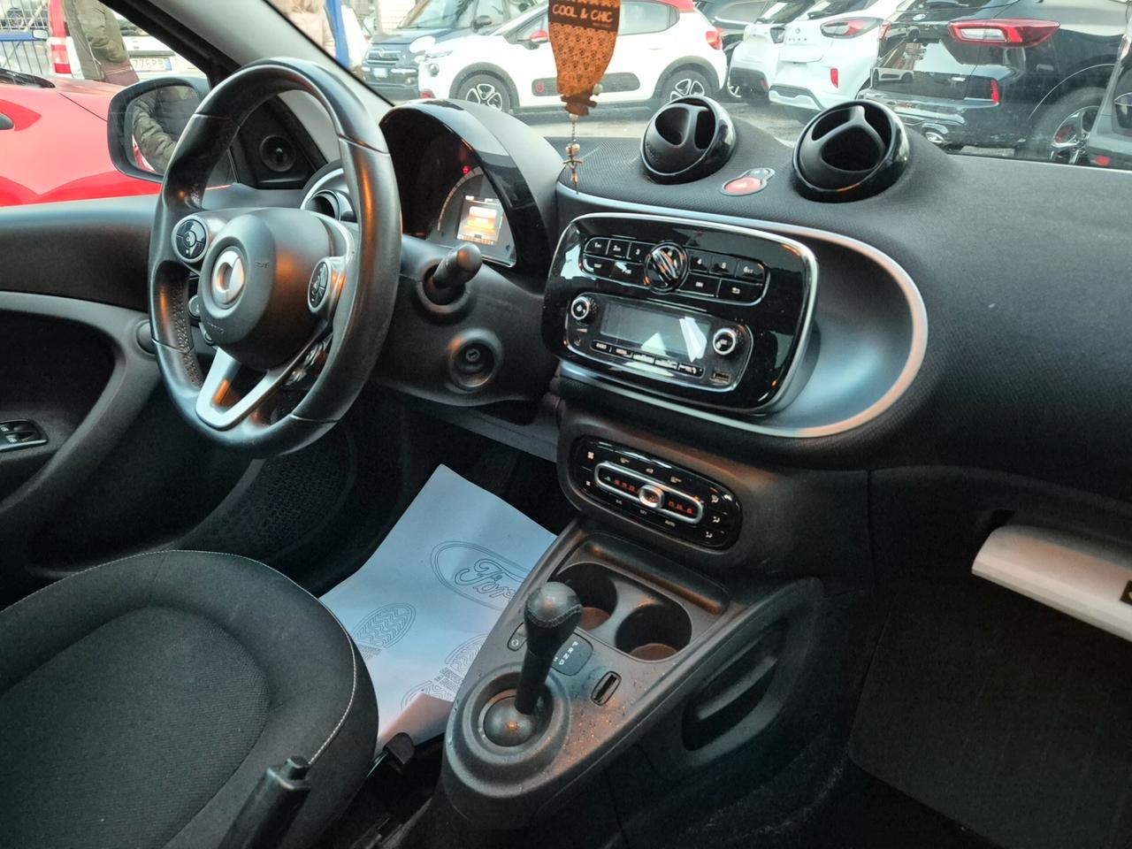 Smart ForFour 70 1.0 twinamic Youngster