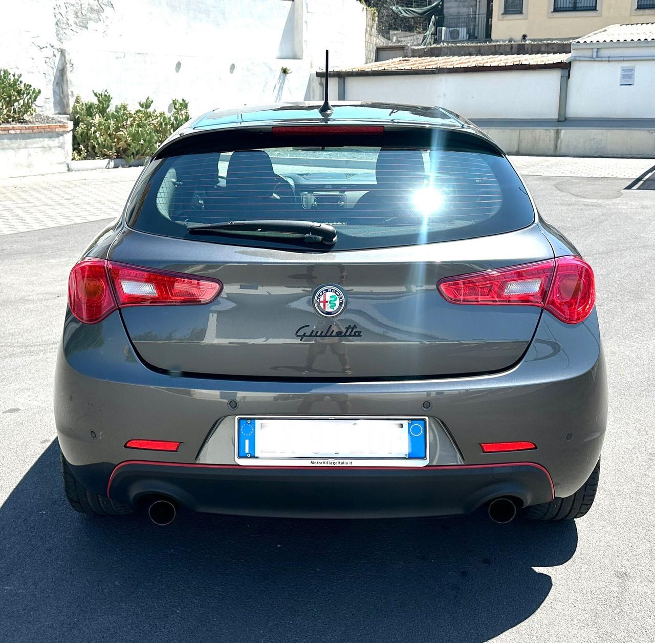 Alfa Romeo Giulietta 2.0 JTDm-2 150 CV allestimenti sportiva quadrifoglio