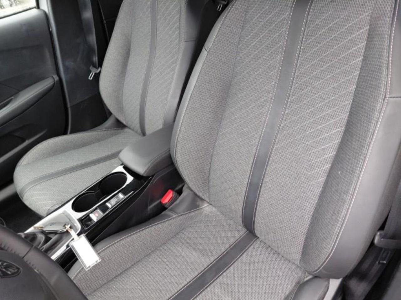 Peugeot 208 1.2 PureTech 100cv S&S Allure Led Neopatenati