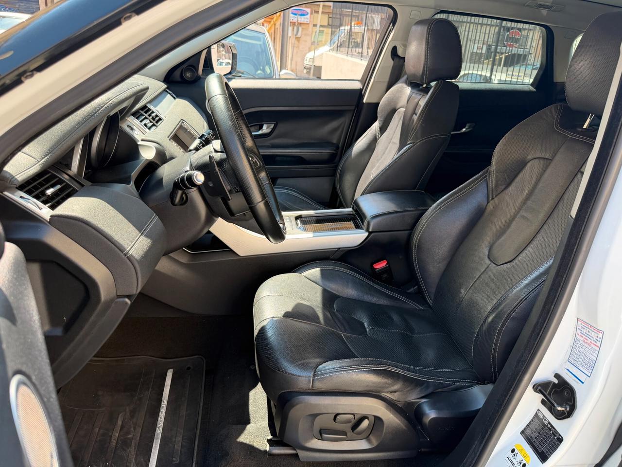 Land Rover Range Evoque 2.2 TD4 5p. Prestige