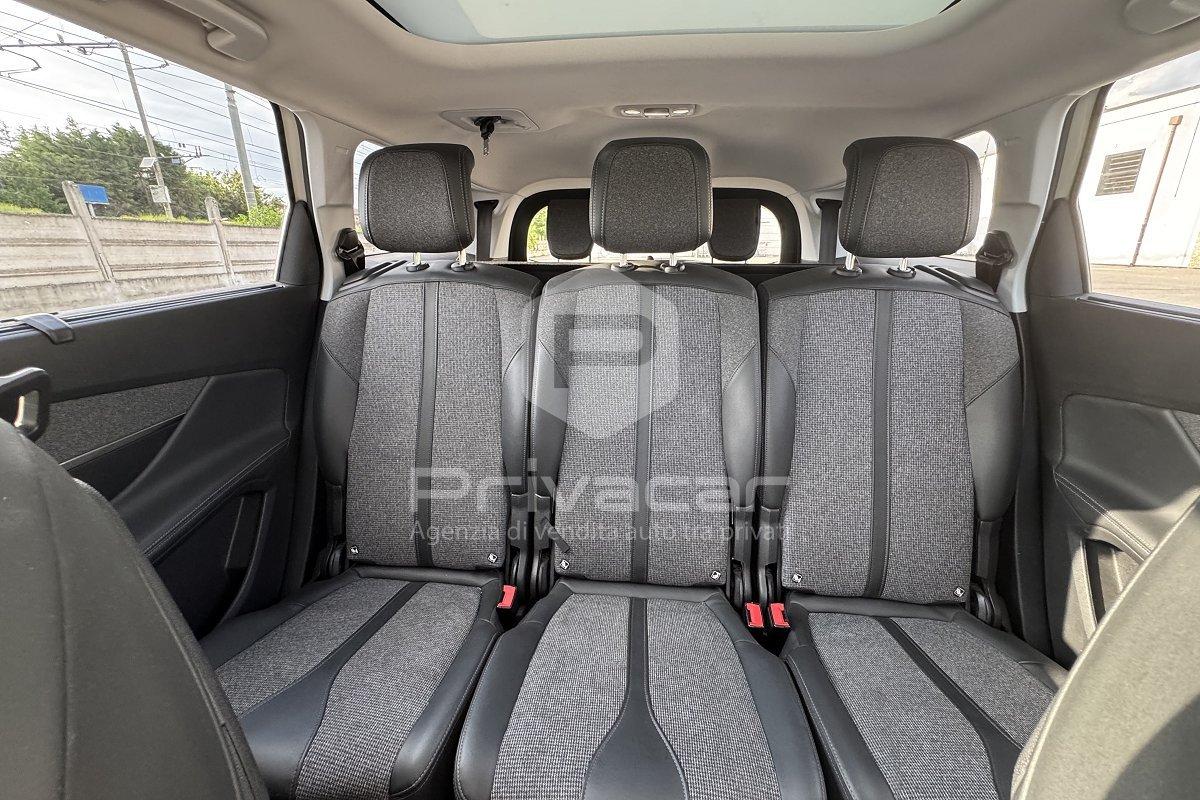 PEUGEOT 5008 BlueHDi 130 S&S EAT8 Allure Pack