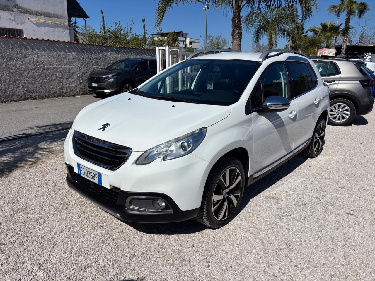 PEUGEOT 2008 1.6HDI 100CV ALLURE FULL NUOVISSIMA