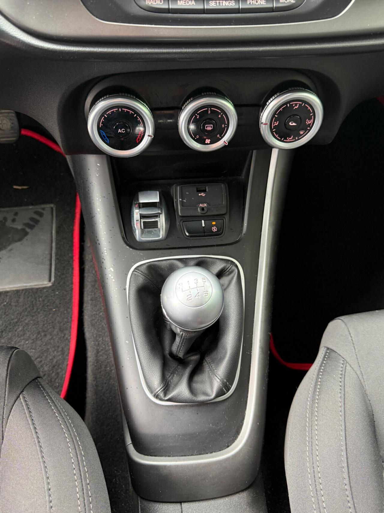 ALFA ROMEO GIULIETTA 1.6 JTDm-2 EXCLUSIVE neopatentati
