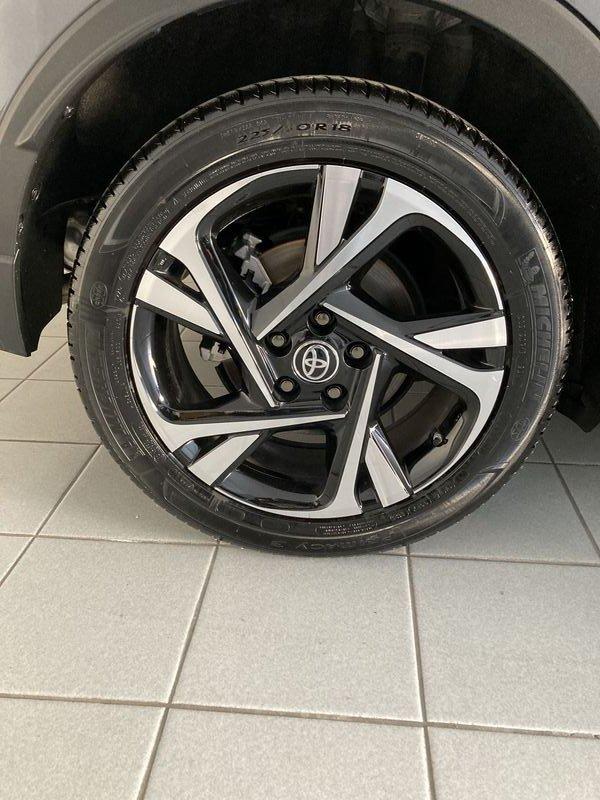 Toyota C-HR C-HR 2.0 Hybrid E-CVT Trend