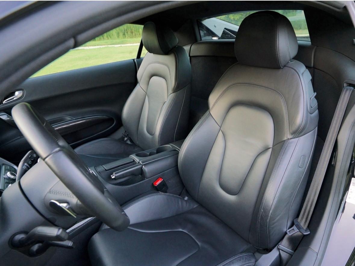 Audi R8 5.2 V10 FSI quattro R tronic