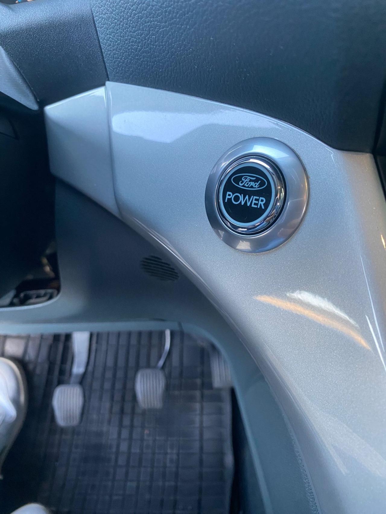 Ford C-Max 1.6 TDCi 110 CV Titanium